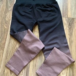 PINK by Victoria’s Secret Active Pants Leggings M